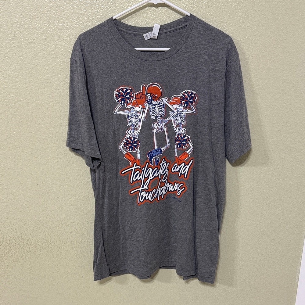 Gray Skeleton Dance Graphic Tee